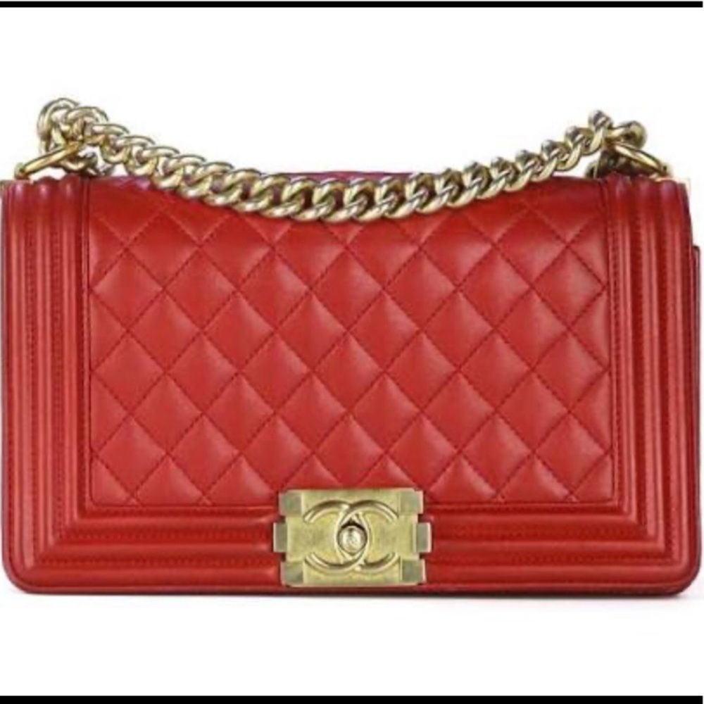 Chanel medium boy bag